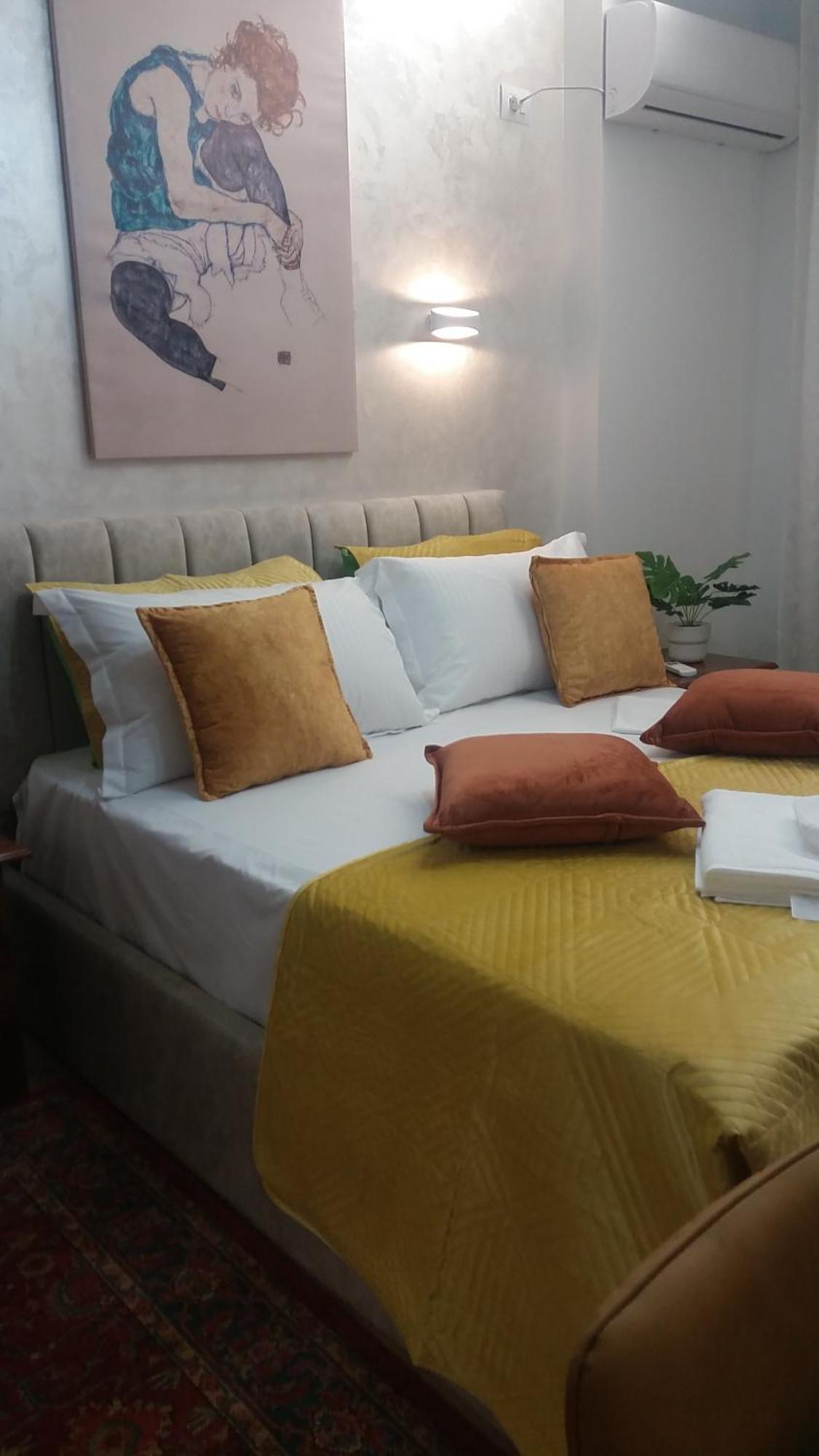 Bani'S Cozy Lovely Apt Tirana Exteriör bild